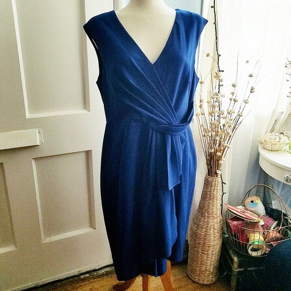 Adrianna Papell Dresses & Skirts - Adrianna Papell - Break The Boardroom